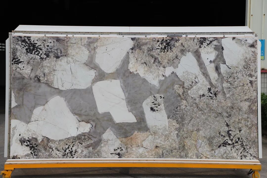 以石为序，以奢为境。历经匠心打